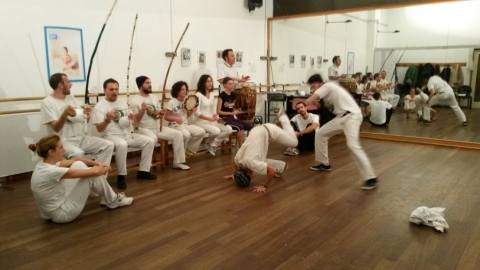 Bari tra lotta, danza e gioco: � il mondo della Capoeira brasiliana